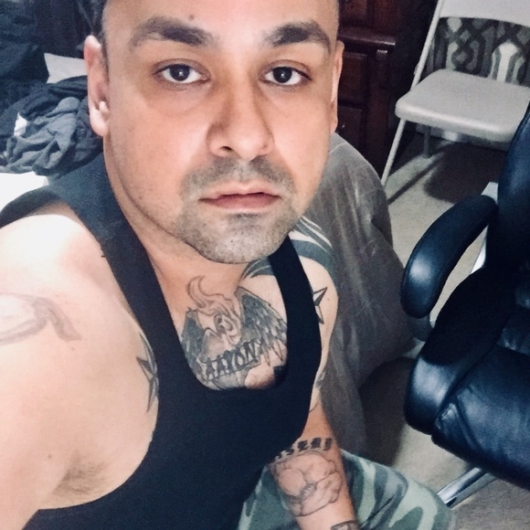 Meet your Posher, Jorge - Picture 7 of 8